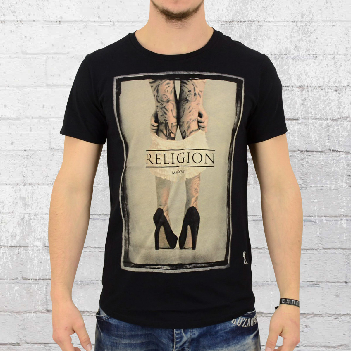 آلية مغني عربة religion t shirts men s 